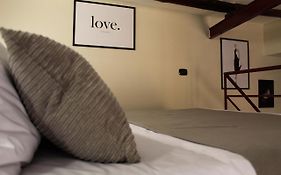 Pedamentina Pulcinella Loft