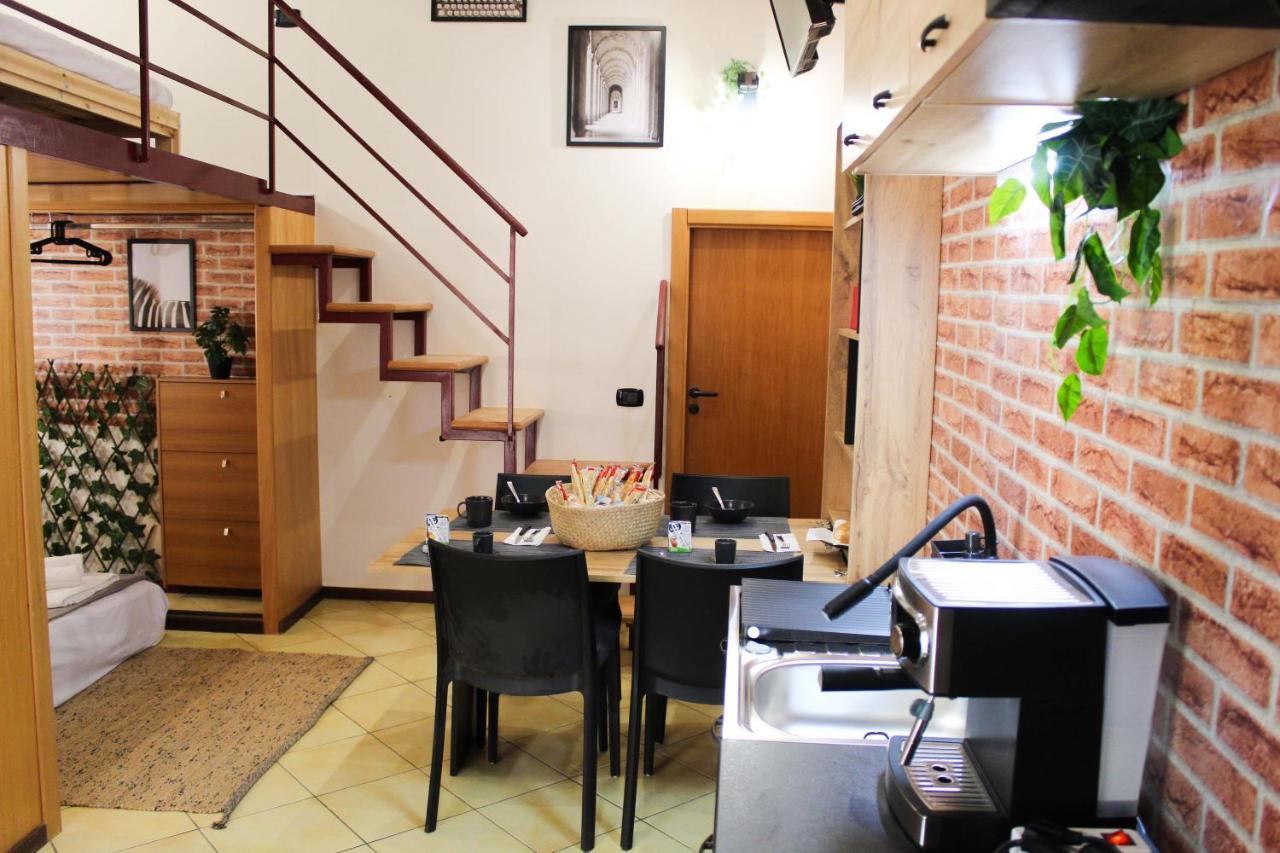 Appartamento Pedamentina Pulcinella Loft Napoli Esterno foto