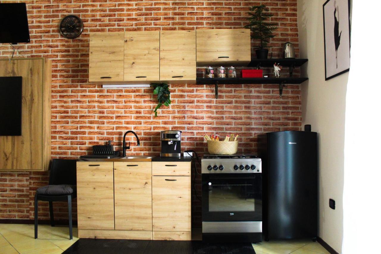 Appartamento Pedamentina Pulcinella Loft Napoli Esterno foto